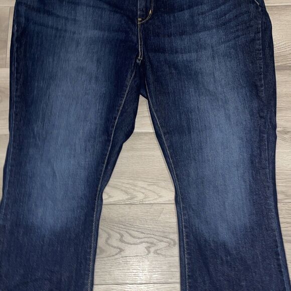 Signature Levi Strauss Mid Rise Bootcut Jeans Women Sz 24M w37 L32 Dark Wash - Picture 6 of 11